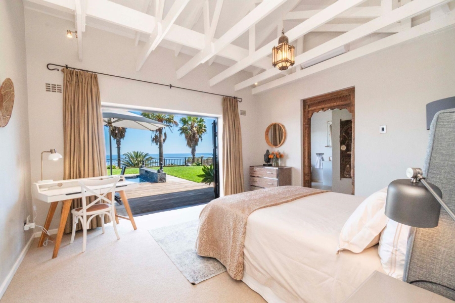 6 Bedroom Property for Sale in Camps Bay Western Cape